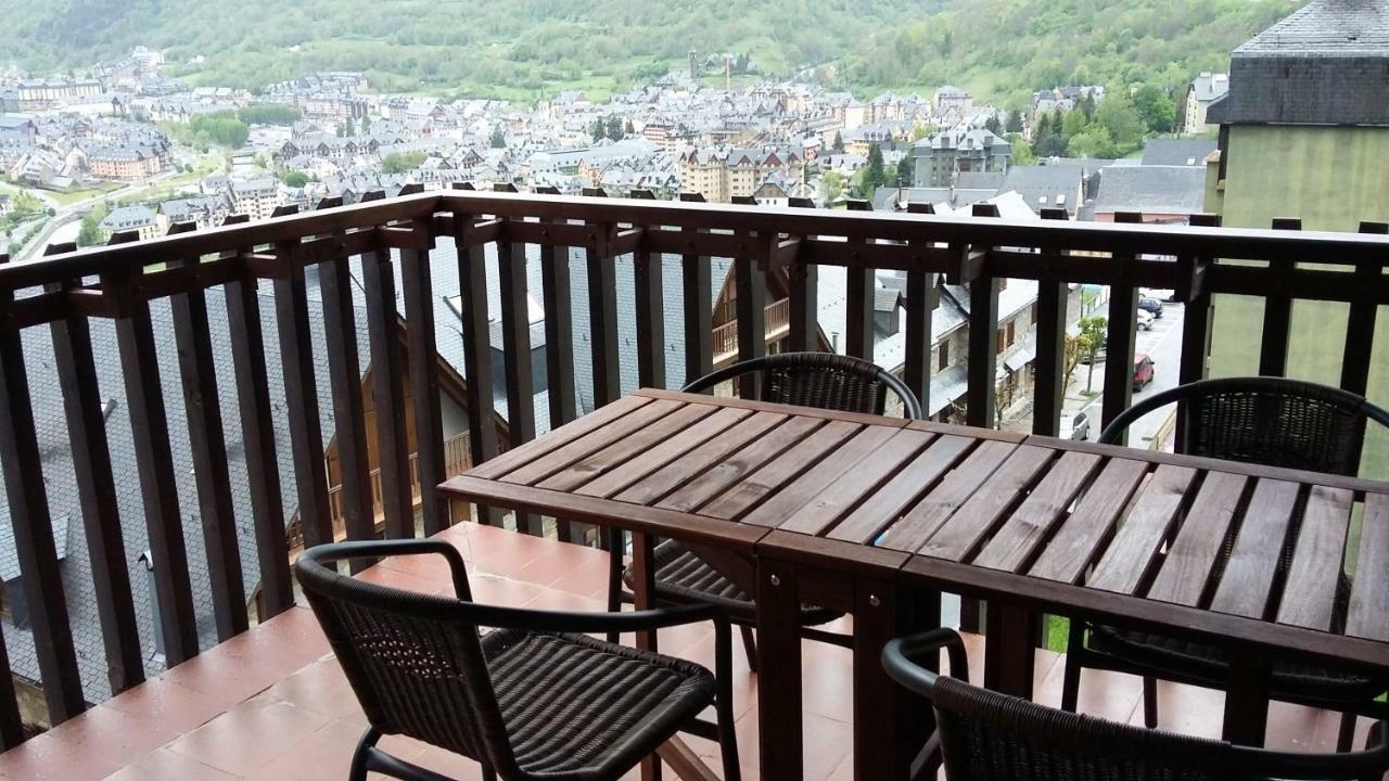 Apartamento Gausac Ngoại thất bức ảnh